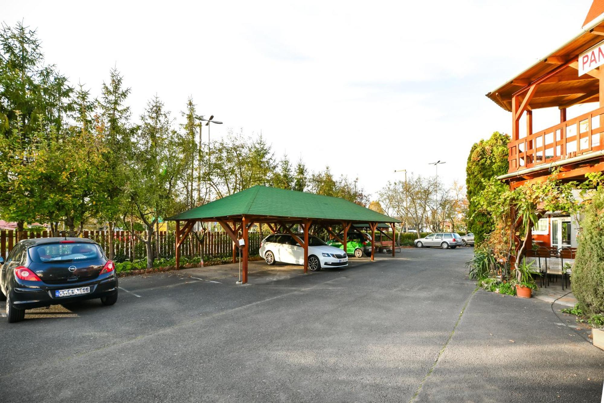 Hotel Laguna Panzio Szántód Exterior foto